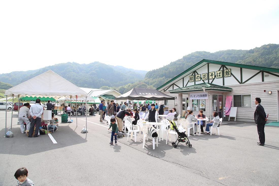 ダッタンそば収穫祭の写真